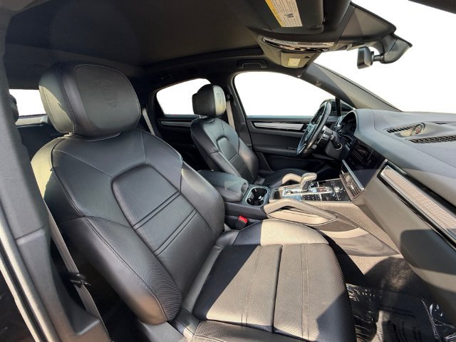 Used 2022 Black Porsche Platinum Edition image 16