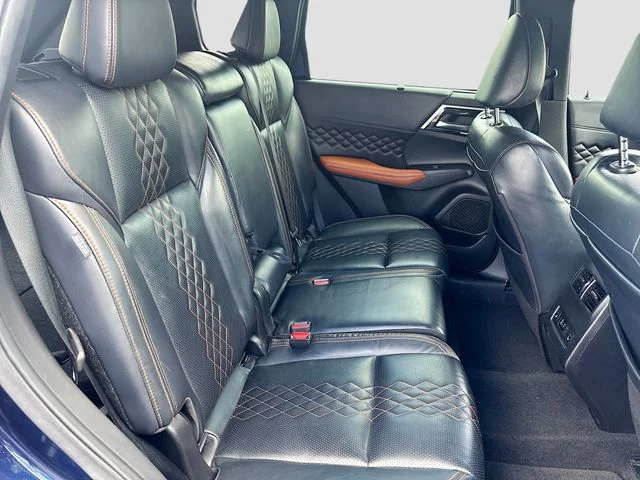 Used 2022 Blue Mitsubishi SEL image 29