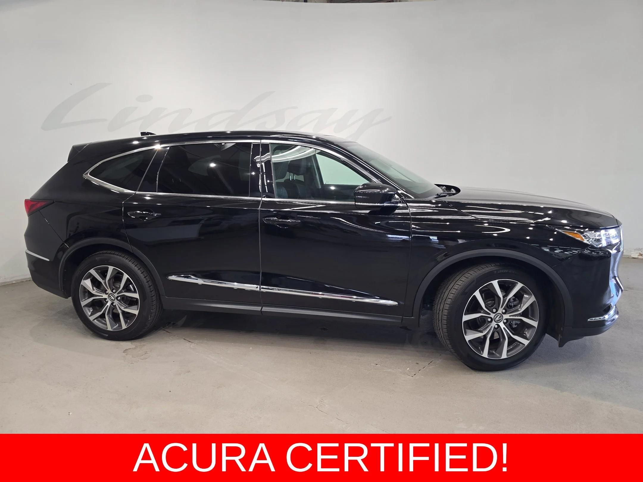 Used 2024 Majestic Black Pearl Acura Technology image 3