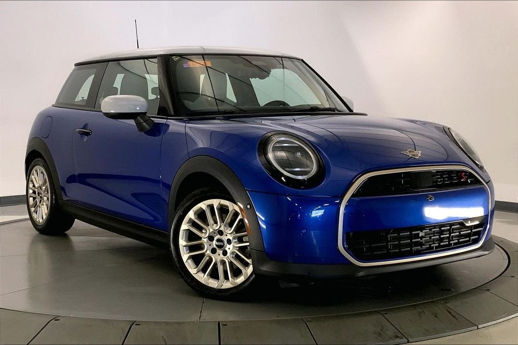 Used 2025 Blazing Blue Metallic MINI  image 33