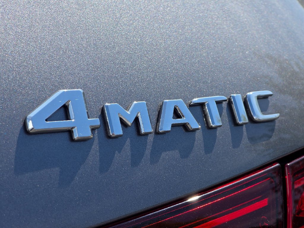 New 2026 Mountain Grey Metallic Mercedes-Benz GLA 250 image 57