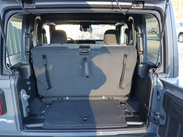 New 2026 Anvil Clear-Coat Exterior Paint Jeep Sport S image 9