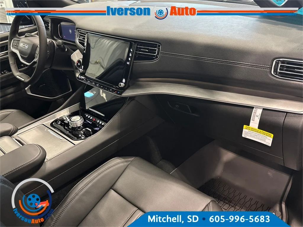 New 2026 Steel Blue Exterior Paint Jeep Upland image 34