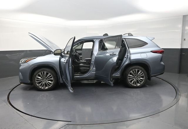 Used 2021 Blue Toyota Platinum image 42