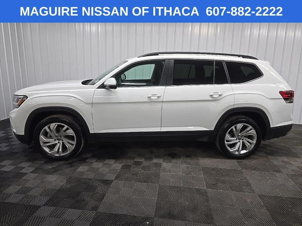 Used 2022 White Volkswagen 3.6L V6 SE w/Technology image 5