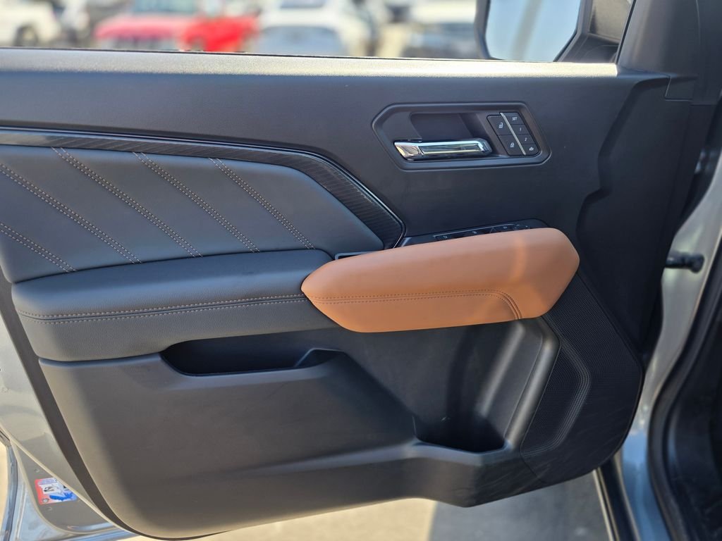 2025 GMC Canyon AT4 - Photo 20