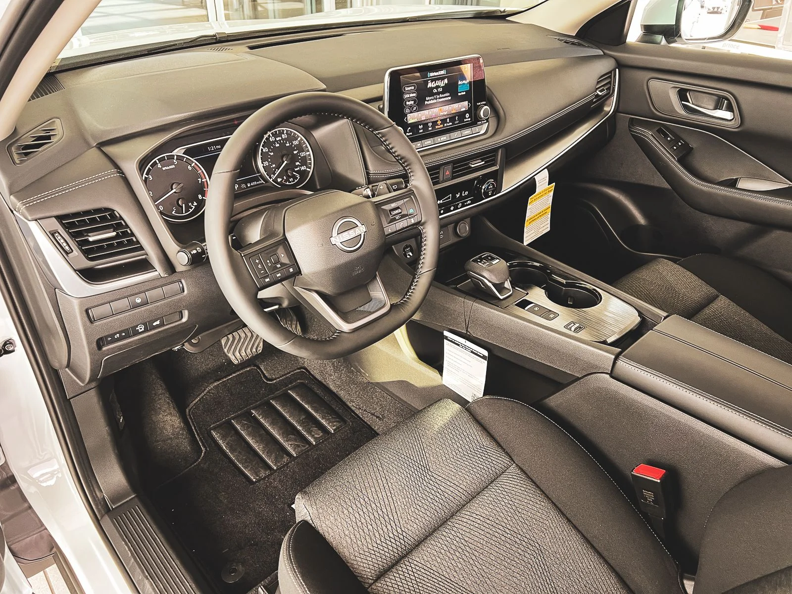 2026 Nissan Rogue Dark Armor - Photo 23