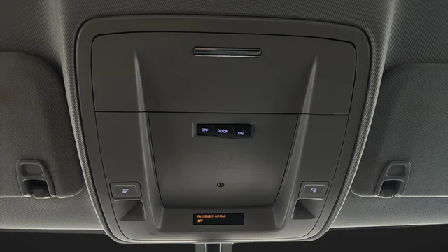 Used 2015 Summit White Chevrolet LT image 28