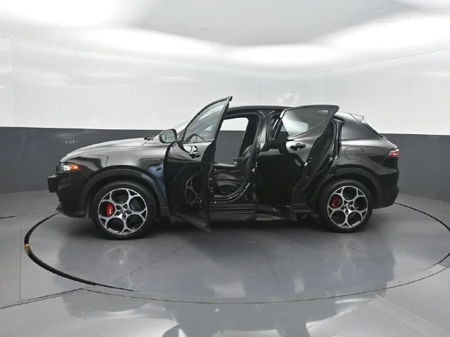 Used 2024 Black Alfa Romeo Veloce image 38