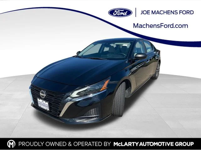 Used 2024 Black Nissan 2.5 SV image 1
