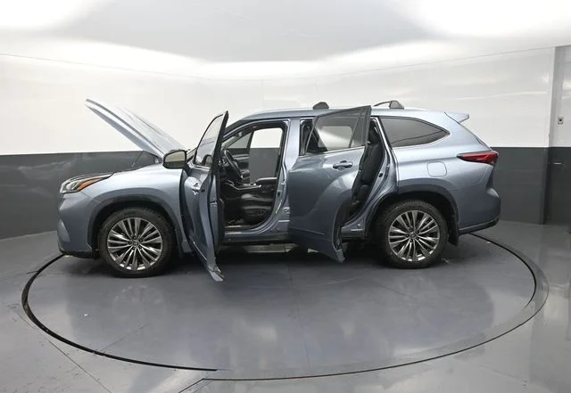 Used 2021 Blue Toyota Platinum image 42