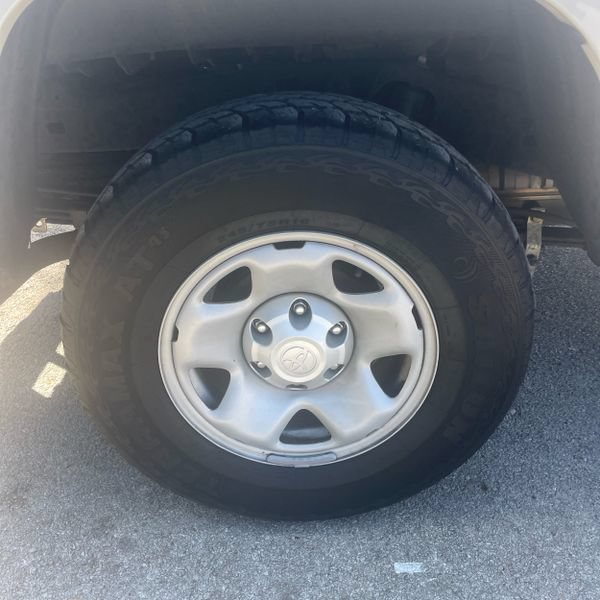 Used 2022 White Toyota SR image 15
