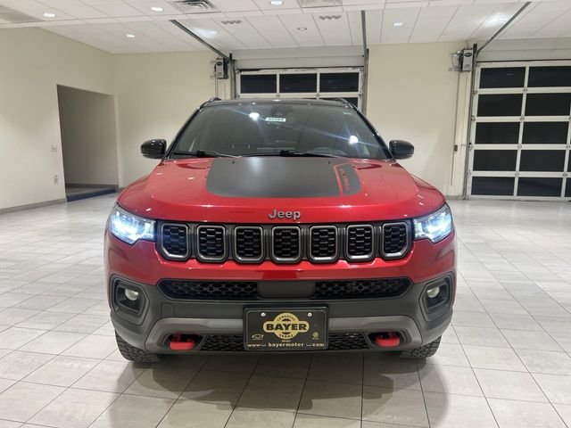 Used 2025 Red Jeep Trailhawk image 8