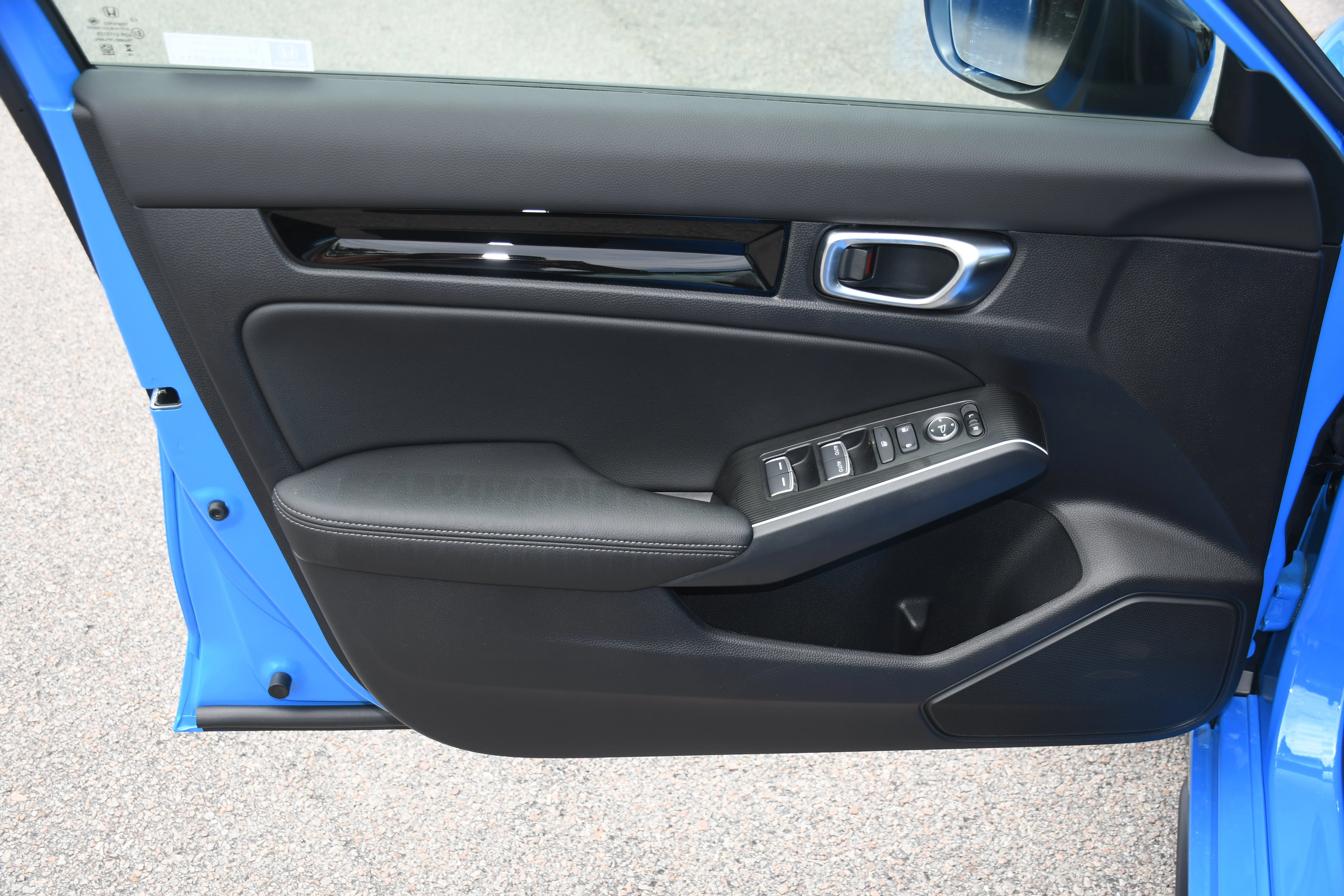 New 2026 Boost Blue Pearl Honda Sport Touring image 5
