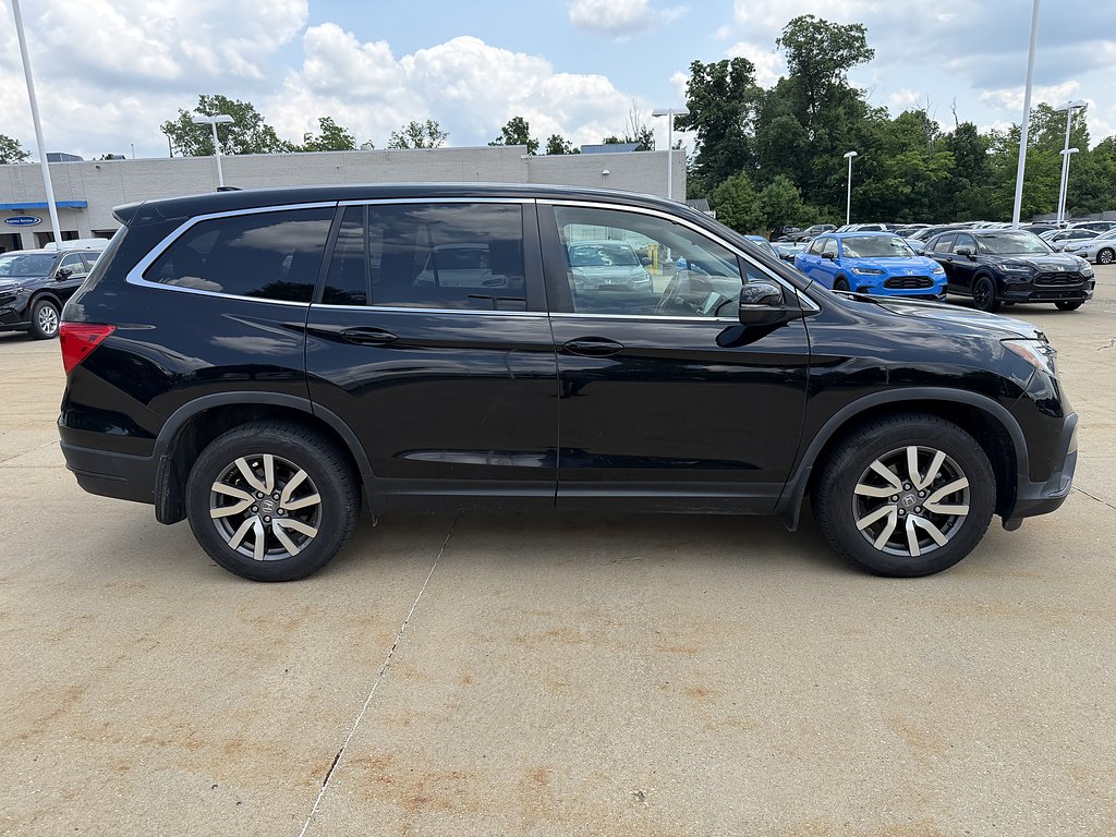Certified Used 2020 Crystal Black Pearl Honda EX-L image 2