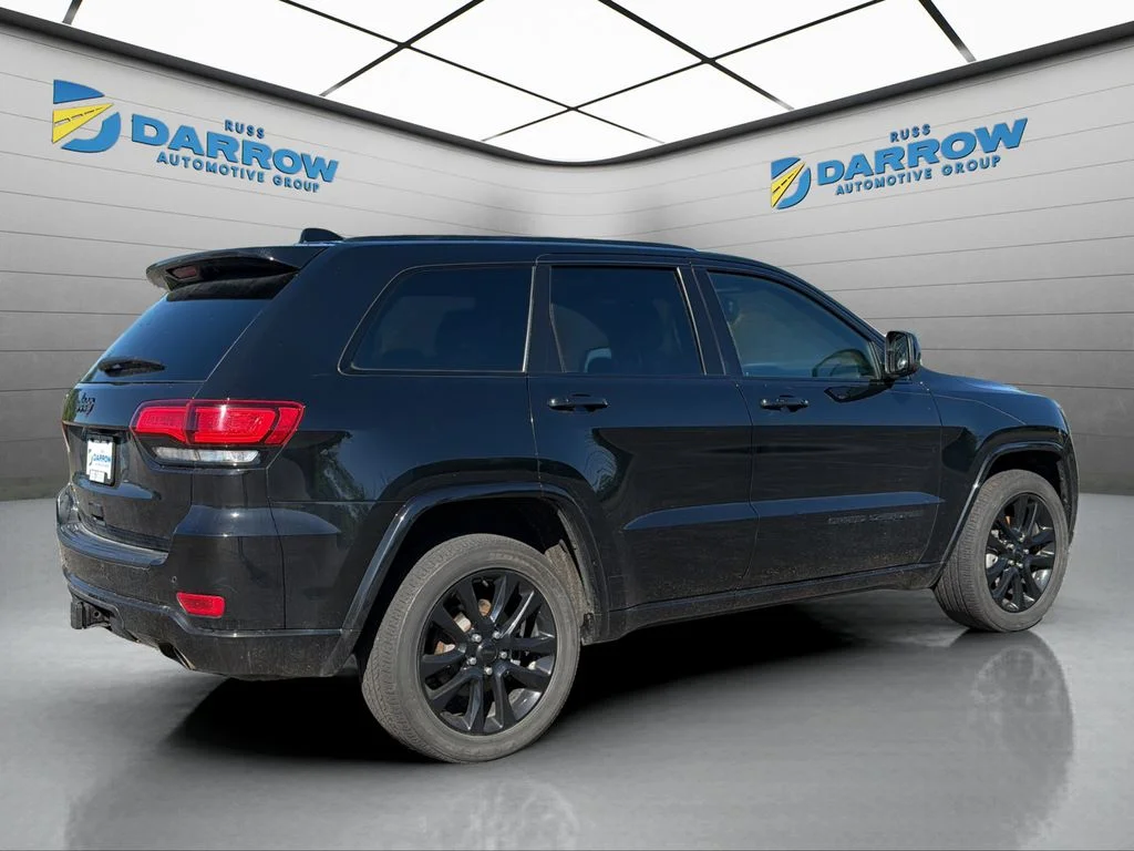 Used 2020 Black Jeep Altitude image 5