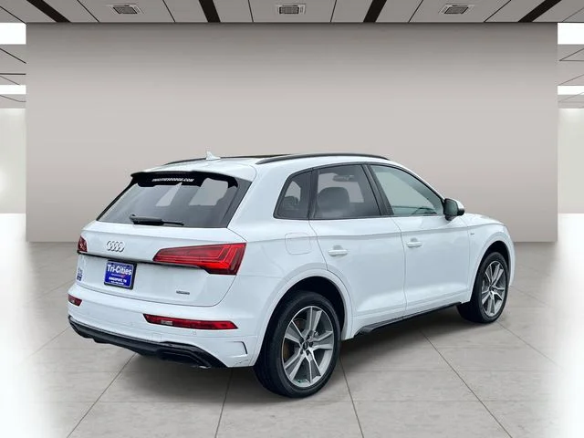 Used 2025 Gray Audi S Line Premium image 3