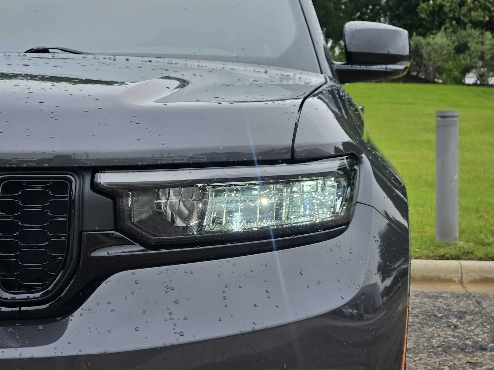 Used 2025 Baltic Gray Metallic Clearcoat Jeep Limited image 6