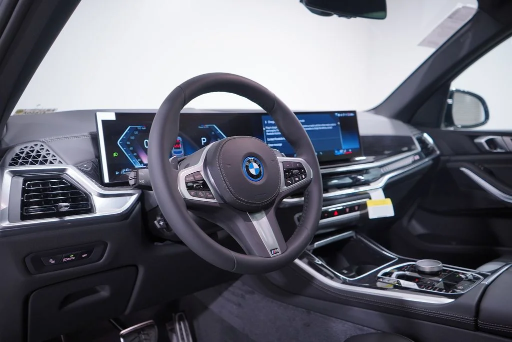 Used 2026 Gray Metallic BMW xDrive50e image 6