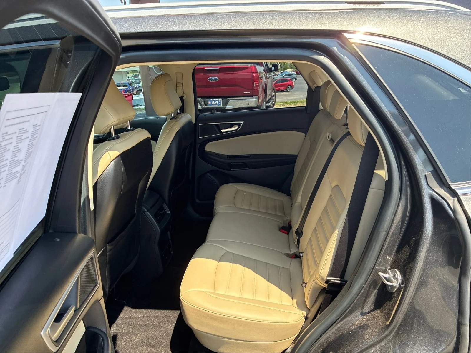 Used 2020 Gray Ford SEL image 10