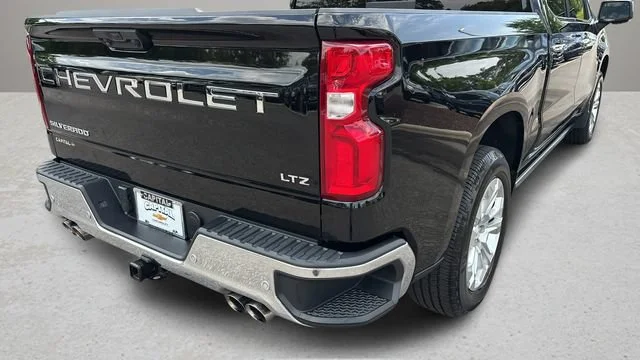 Used 2023 Black Chevrolet LTZ image 37