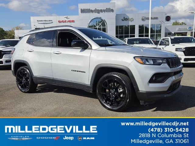 Used 2026 Silver Jeep Latitude image 1