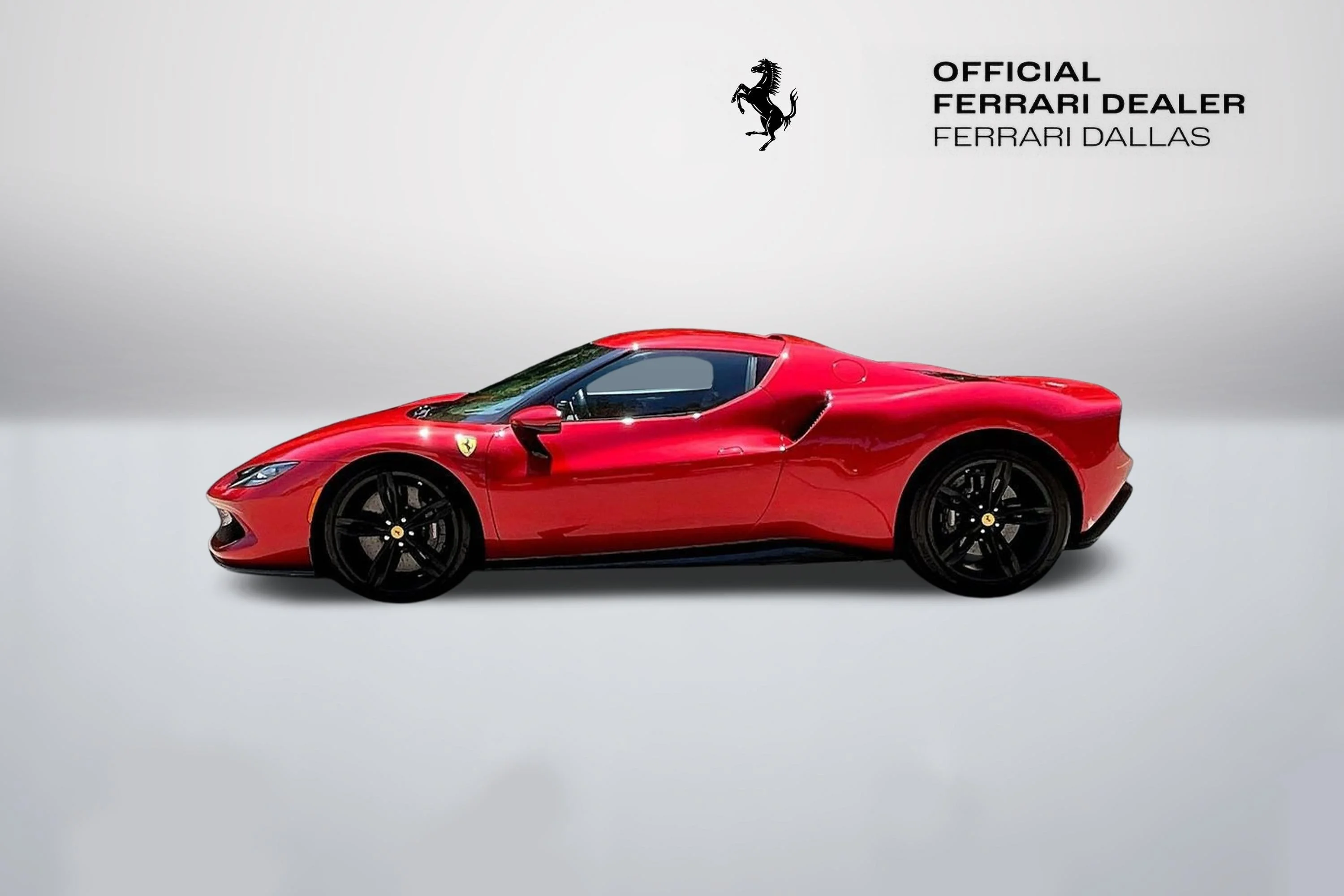 Used 2022 Rosso Imola Ferrari  image 8