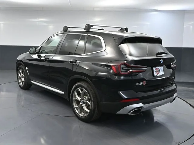 Used 2023 Black BMW xDrive30i image 9