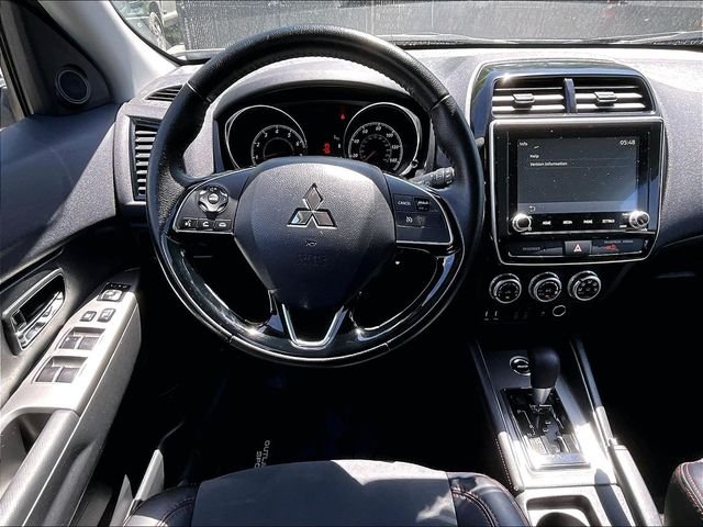 Used 2024 Silver Mitsubishi 2.0 SE image 5