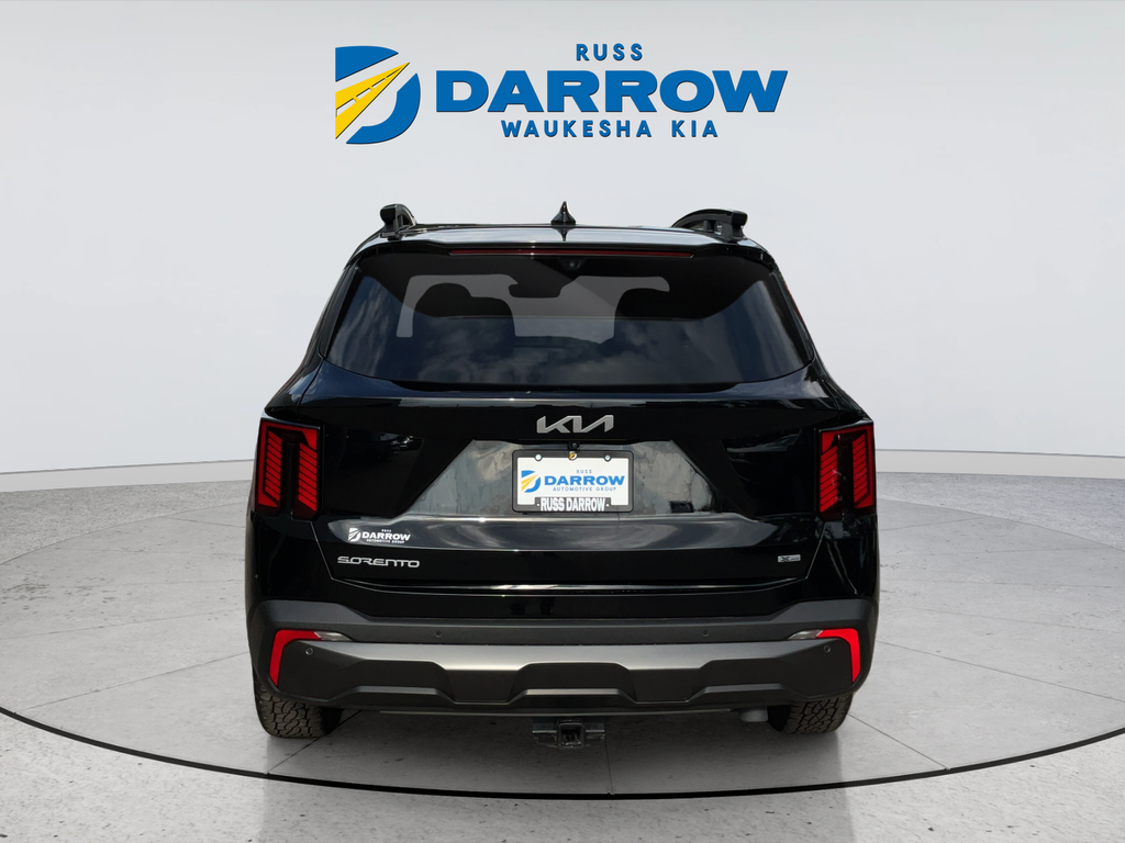Used 2024 Black Kia X-Pro SX Prestige image 4
