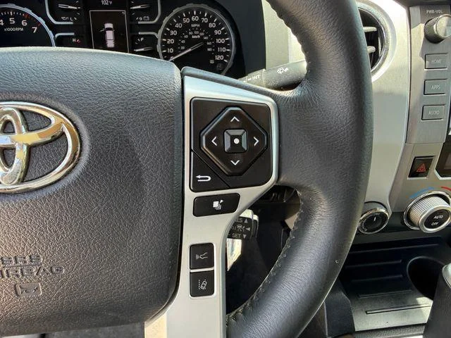 Certified Used 2018 SMOKED MESQUITE Toyota Limited image 14