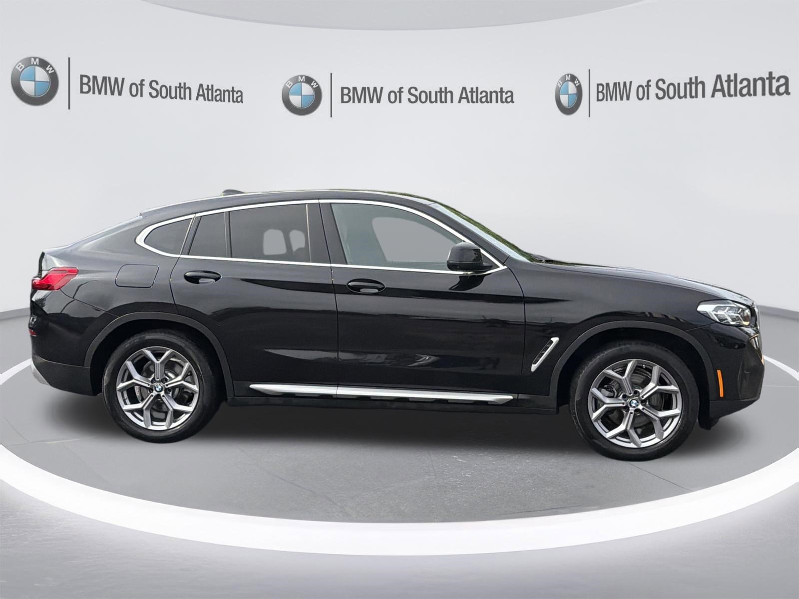Certified Used 2025 Black Sapphire Metallic BMW xDrive30i image 31