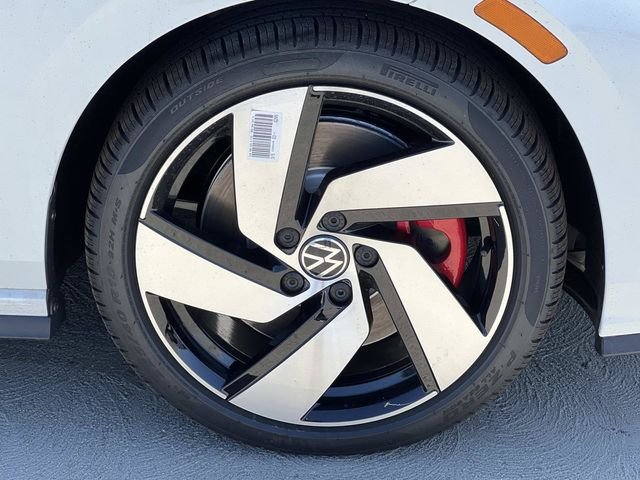 New 2026 White/off-white Volkswagen S image 29