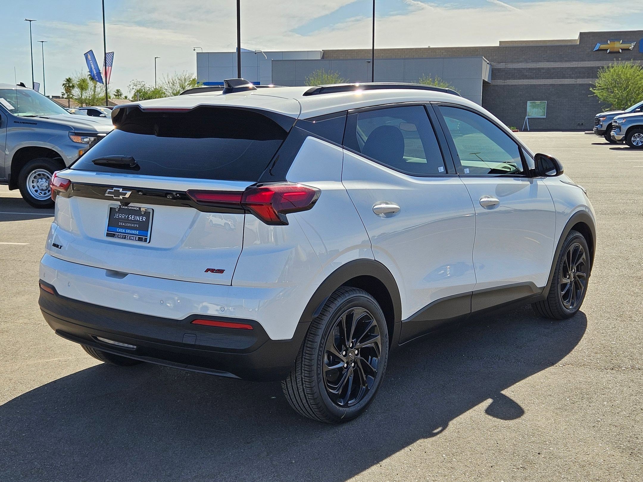 New 2027 Summit White Chevrolet RS image 10