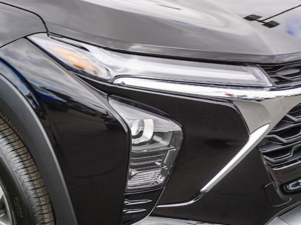 2026 Chevrolet Trax LT - Photo 10