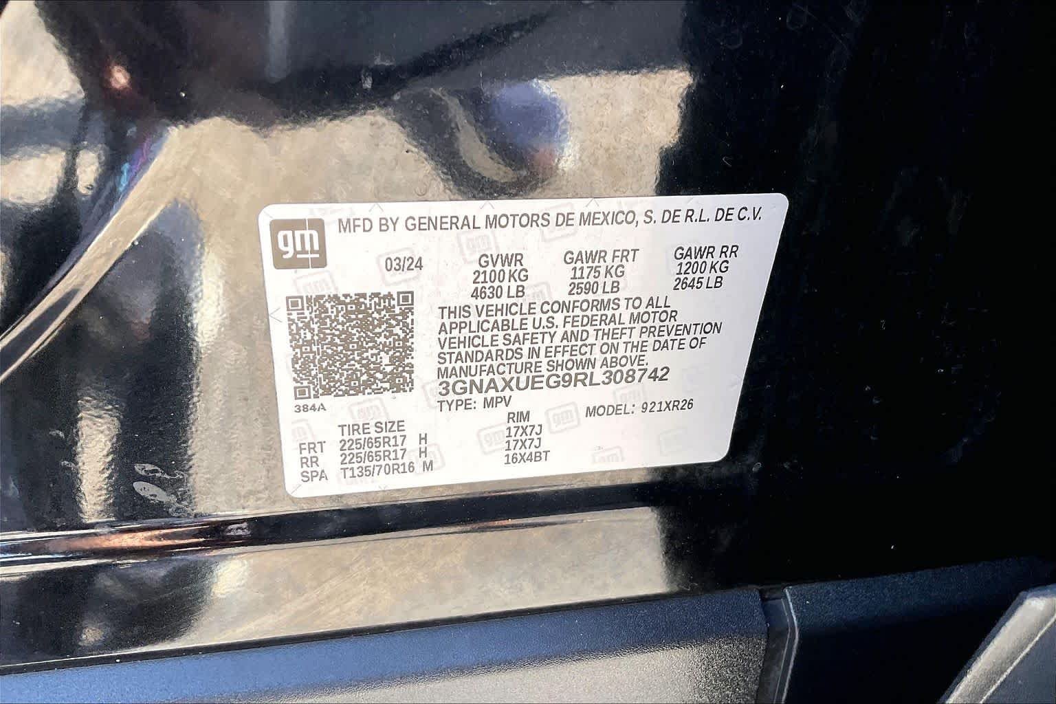 Used 2024 Mosaic Black Metallic Chevrolet LT image 34