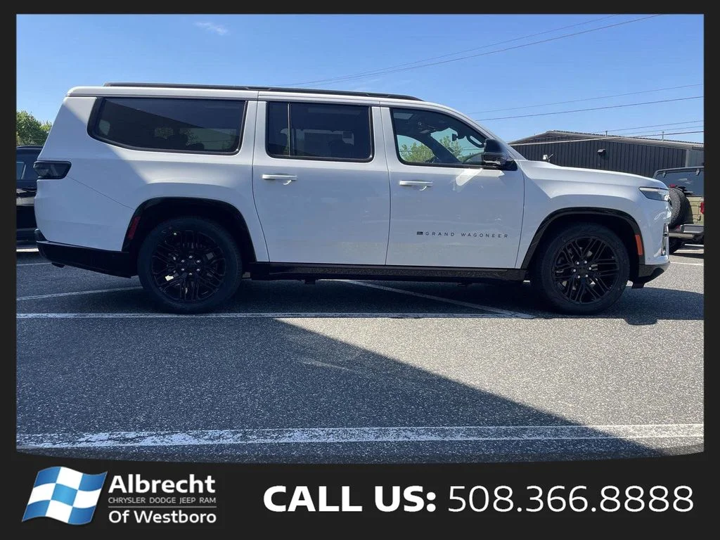 New 2026 Bright White Clear-Coat Exterior Paint Jeep Limited Reserve image 6