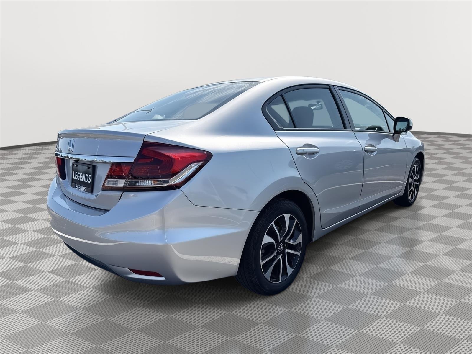 Used 2013 Alabaster Silver Metallic Honda EX image 5
