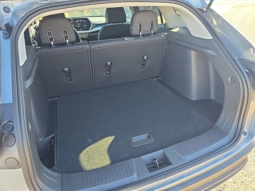 2026 Chevrolet Trax LS - Photo 19