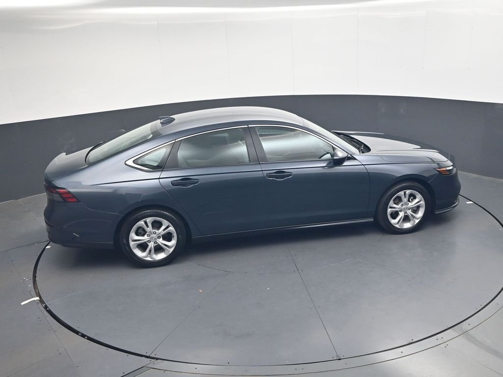 Used 2024  Honda LX image 23