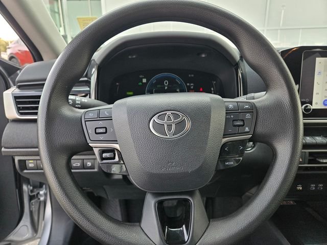 Used 2025 Silver Toyota LE image 20