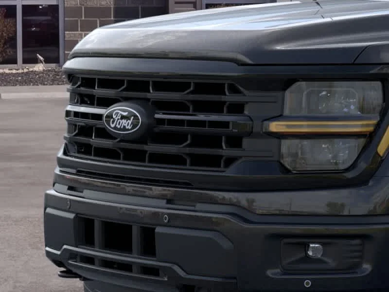 New 2026 Agate Black Metallic Ford XLT image 17