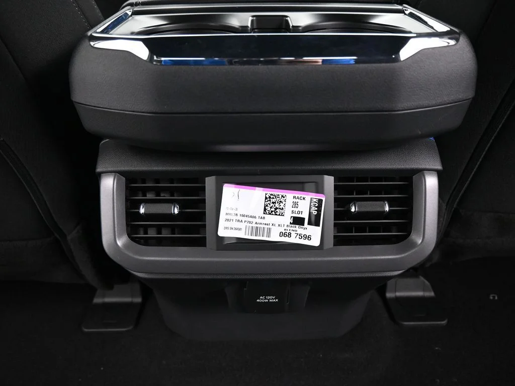 New 2026 Carbonized Gray Metallic Ford XLT image 19
