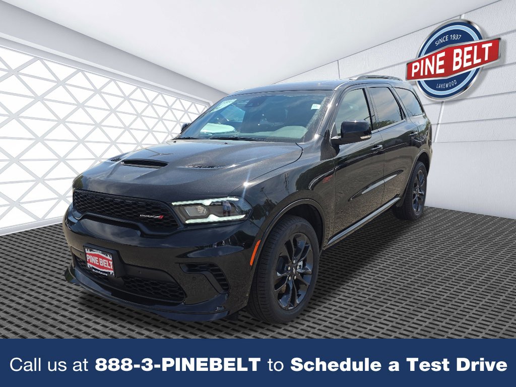 New 2026 Diamond Black Clear-Coat Exterior Paint Dodge GT Plus image 1