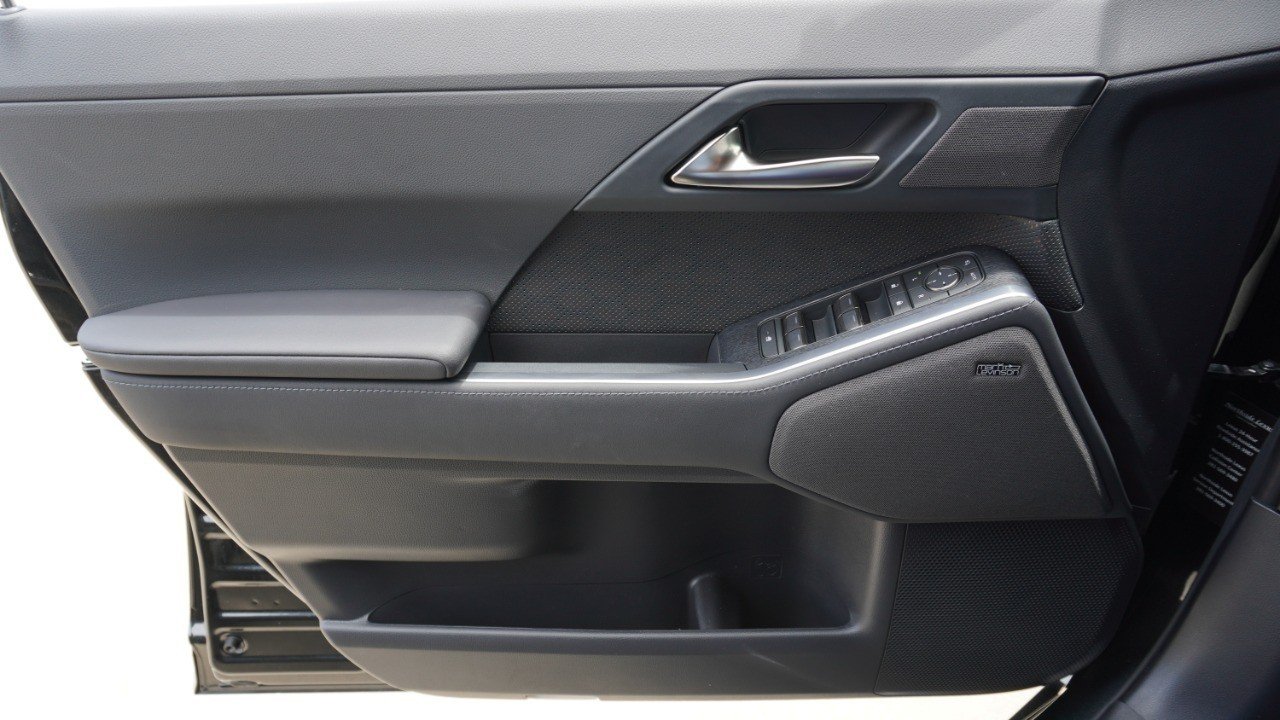 Certified Used 2025 CAVIAR Lexus GX 550 Luxury+ image 22