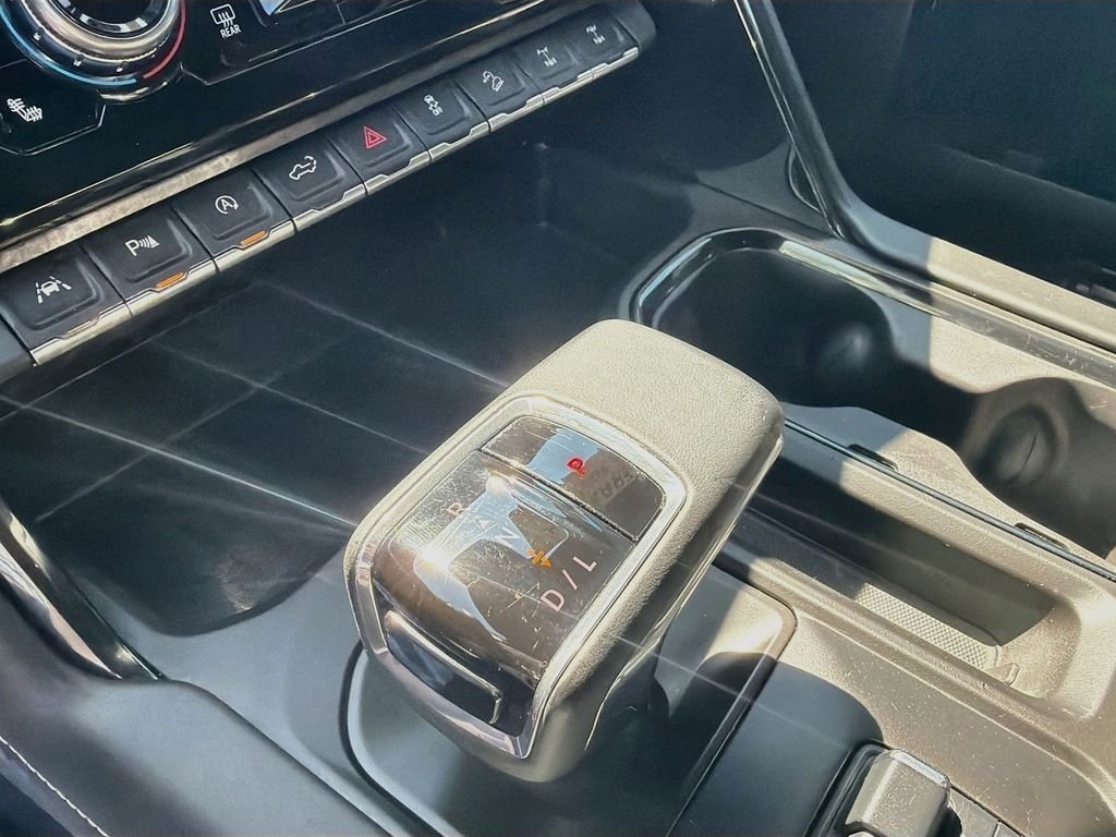 Used 2024 Gray GMC AT4X image 17