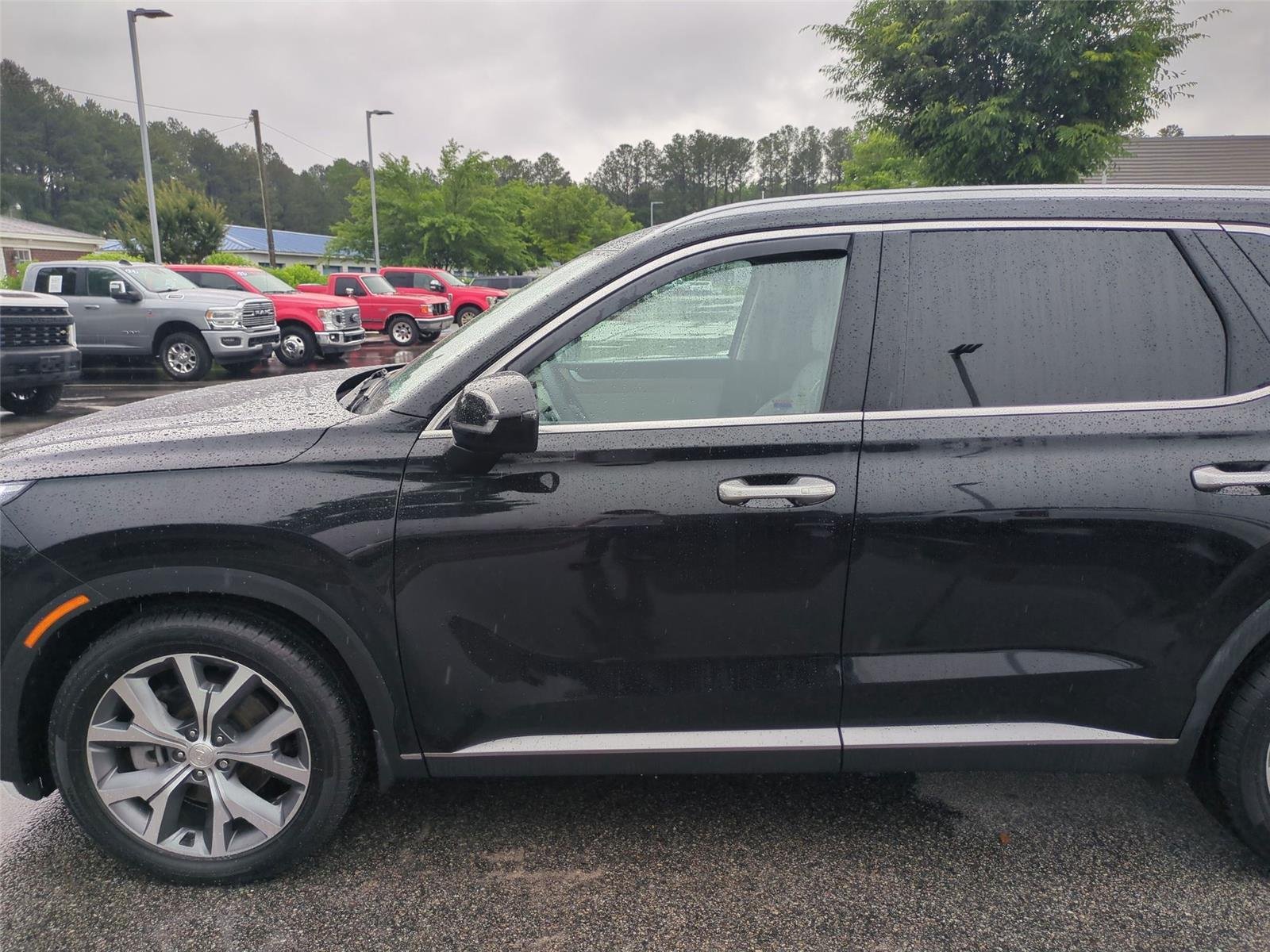 Used 2022 Abyss Black Pearl Hyundai SEL image 15