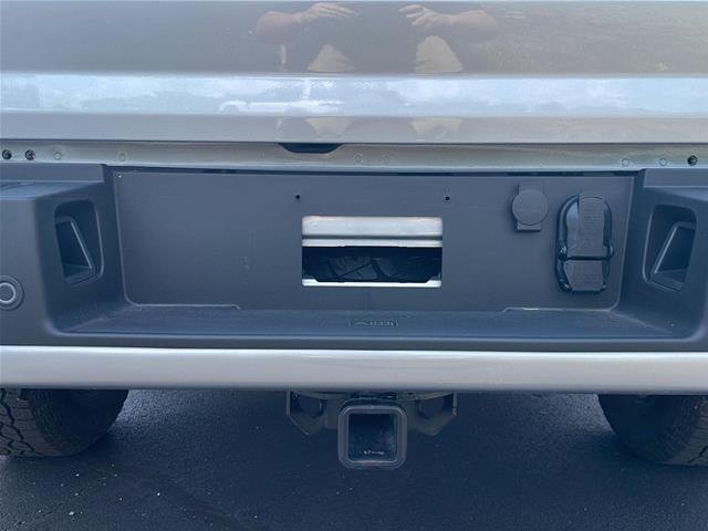 New 2026 Iconic Silver Metallic Ford XLT image 46