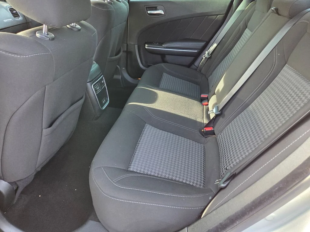 Used 2023 Silver Dodge SXT image 15