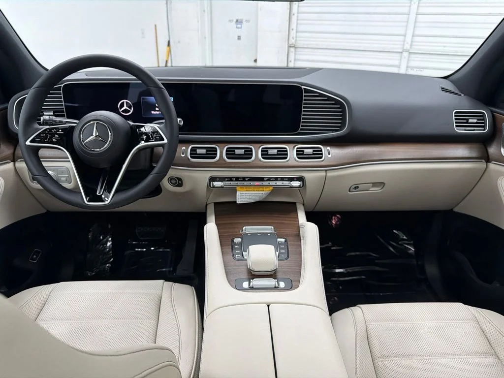 New 2026 White Mercedes-Benz GLE 580 image 21